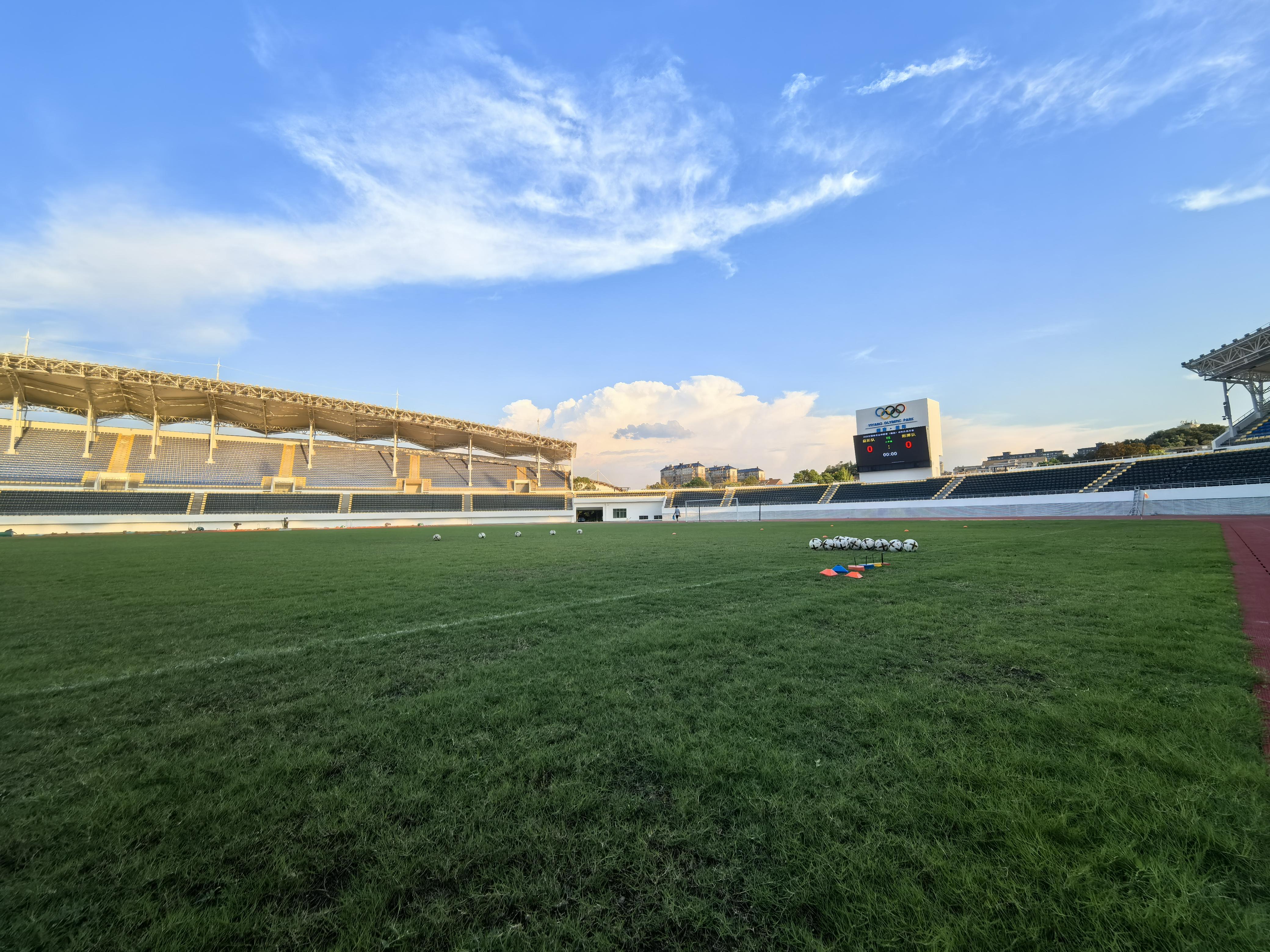 “湘超”进入倒计时！益阳奥林匹克公园体育场焕新亮相